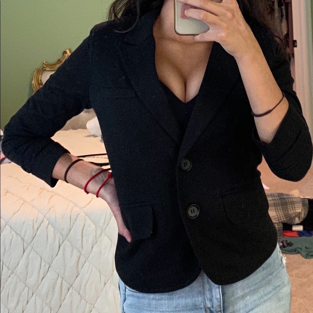 Black button jacket